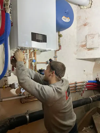 Ltec - Installaties (sanitair, Verwarming en Elektriciteit)